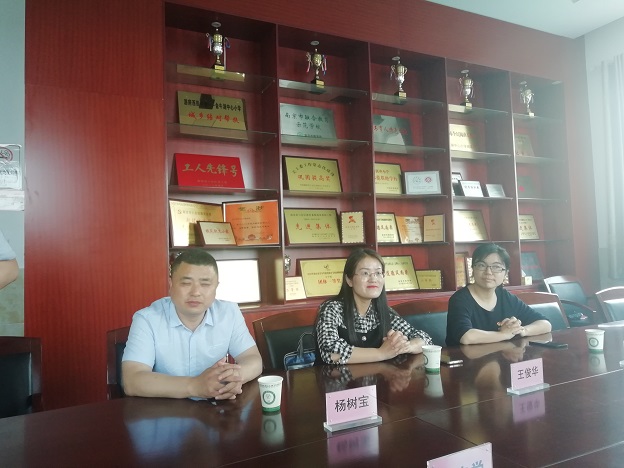 南京市嘉興商會開展精準(zhǔn)扶貧，愛心助學(xué)活動